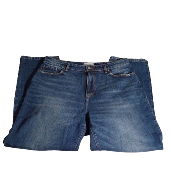 Loft The Curvy Straight Crop Distressed Jeans - Picture 9 of 9